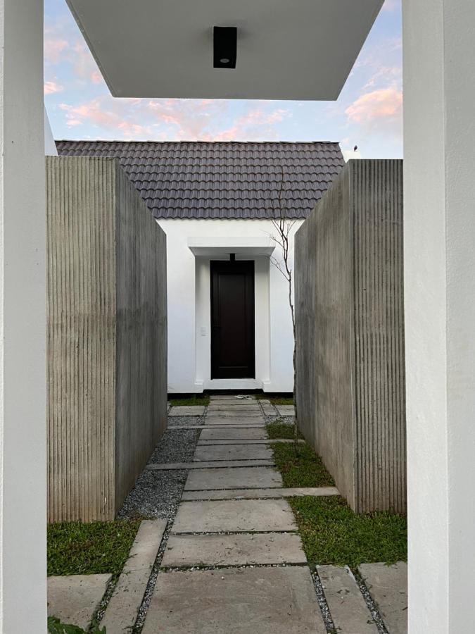 פנתאי צנאנג Ezu Isle Langkawi Pool Villa מראה חיצוני תמונה