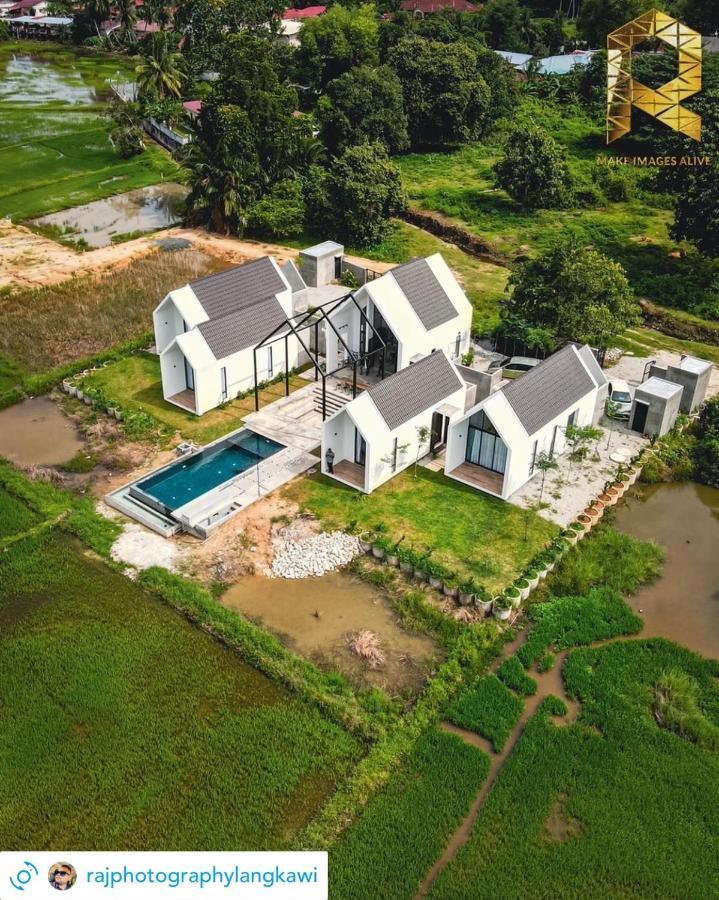 פנתאי צנאנג Ezu Isle Langkawi Pool Villa מראה חיצוני תמונה