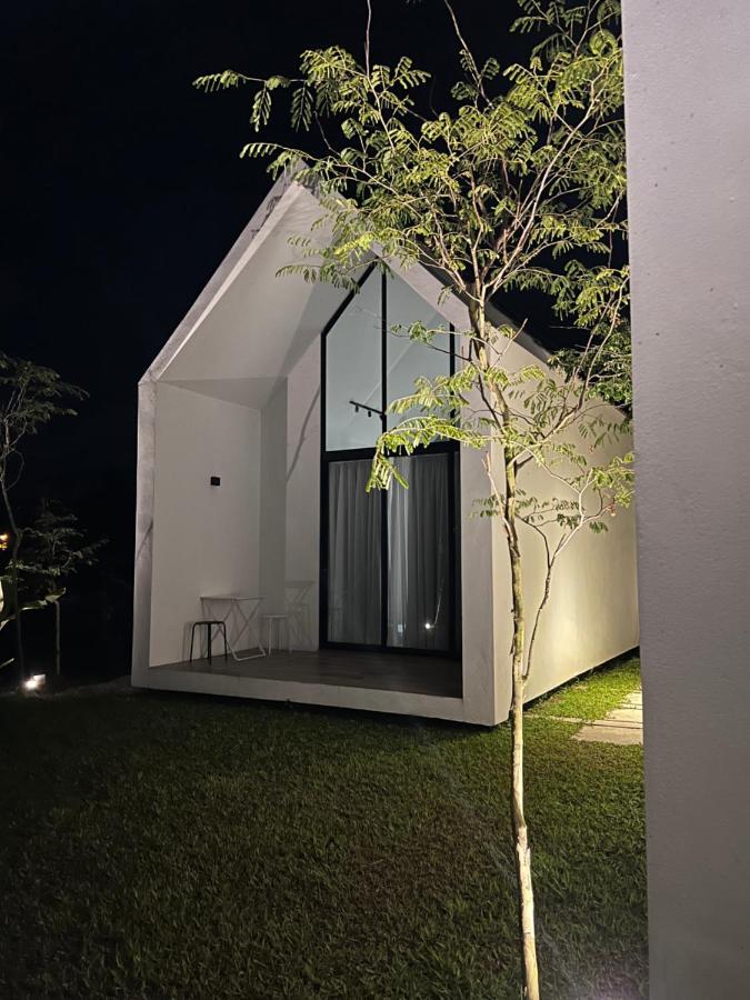 פנתאי צנאנג Ezu Isle Langkawi Pool Villa מראה חיצוני תמונה