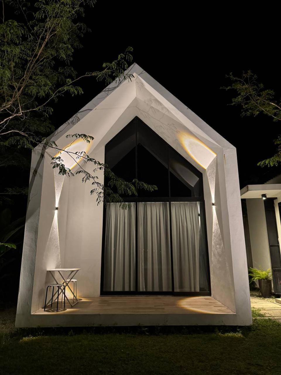 פנתאי צנאנג Ezu Isle Langkawi Pool Villa מראה חיצוני תמונה
